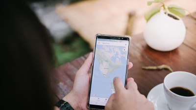 How to Use Google Maps Without Internet (And Never Get Lost)