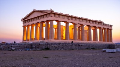 The Parthenon in Greece Still Holds Its Breath Every Evening