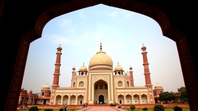 The Bibi Ka Maqbara in India Still Waits to Be Seen Without Comparison