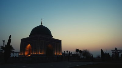 The Tomb of Hafez in Iran Still Recites His Poetry at Dusk