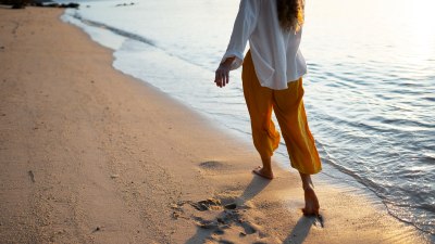 How to Look Cool Walking on Hot Sand Without Burning Your Feet