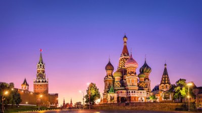 How to Charge Safely While Exploring Russia