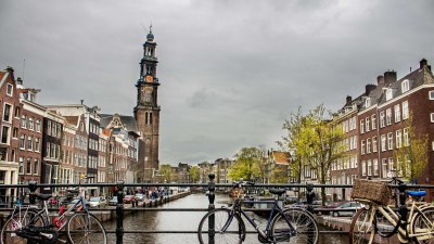 Essential Adapter Guide for a Trip to the Netherlands